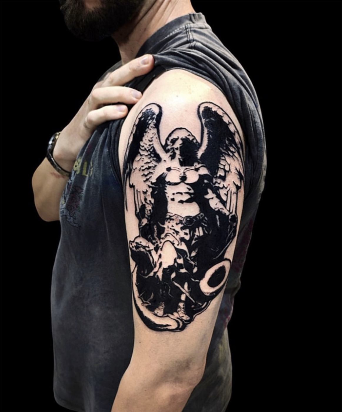 Tatuaggio blackwork